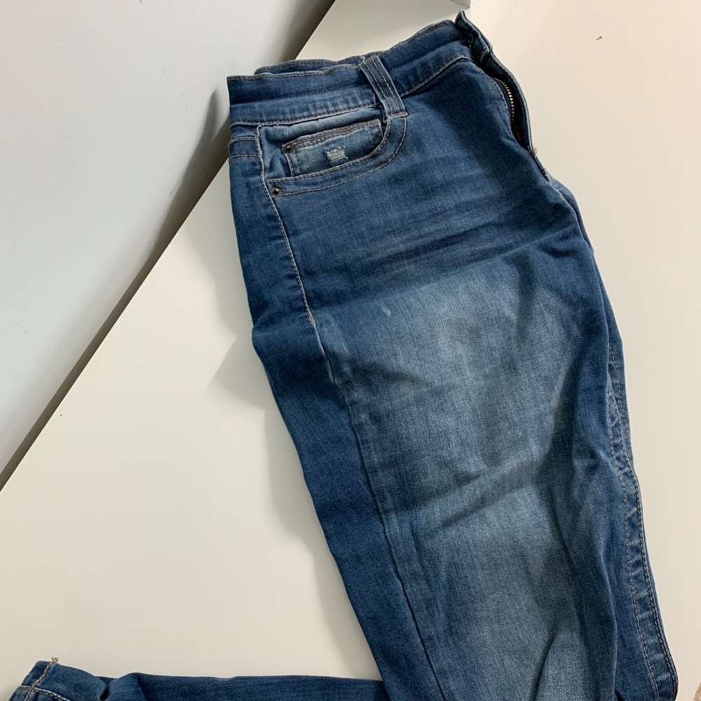skinny jeans